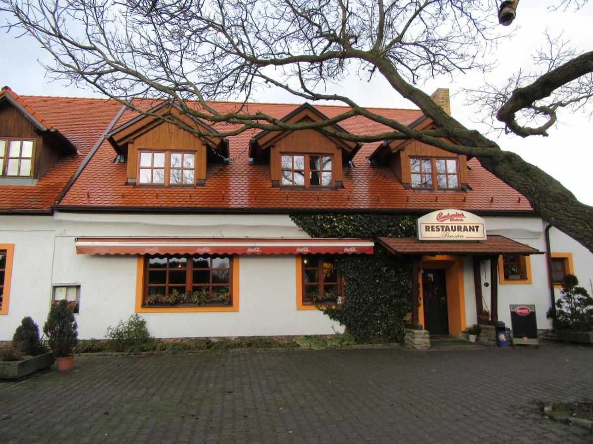 Pension & Restaurant U Konske Drahy Holkov Velešín Exteriör bild